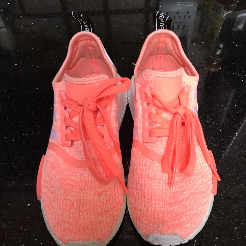Adidas coral nmd